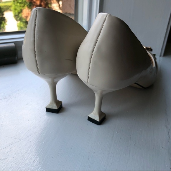 CREAM leather point toe gold buckle kitten heel shoe 8 - Picture 6 of 11